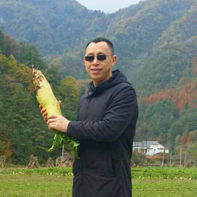 墨迹男的第一张照片--平潭征婚网