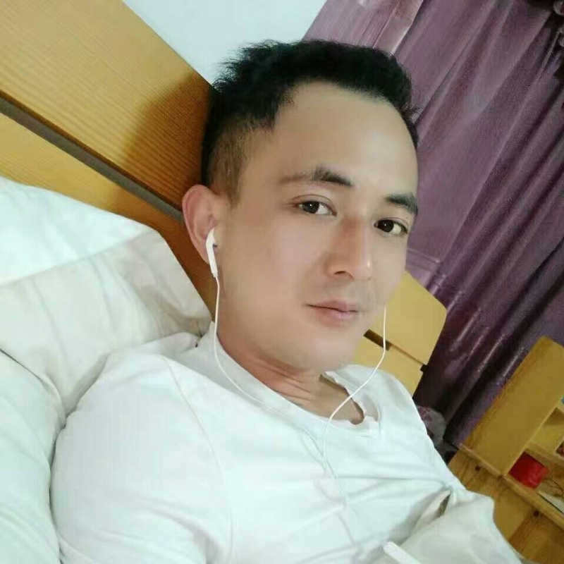容晨的第二张照片--平潭征婚网