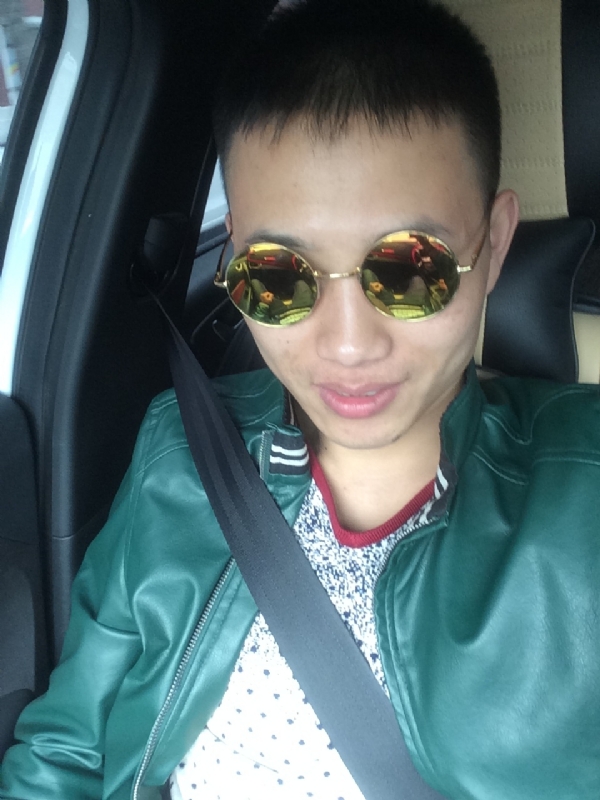 真心对待一个人的第一张照片--平潭征婚网