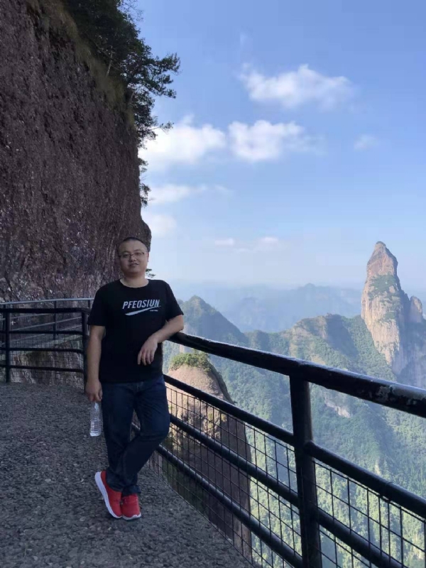 不杵于物的第一张照片--平潭征婚网