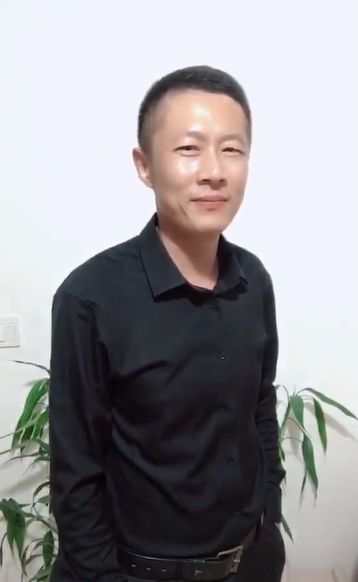 地huhi的第一张照片--平潭征婚网
