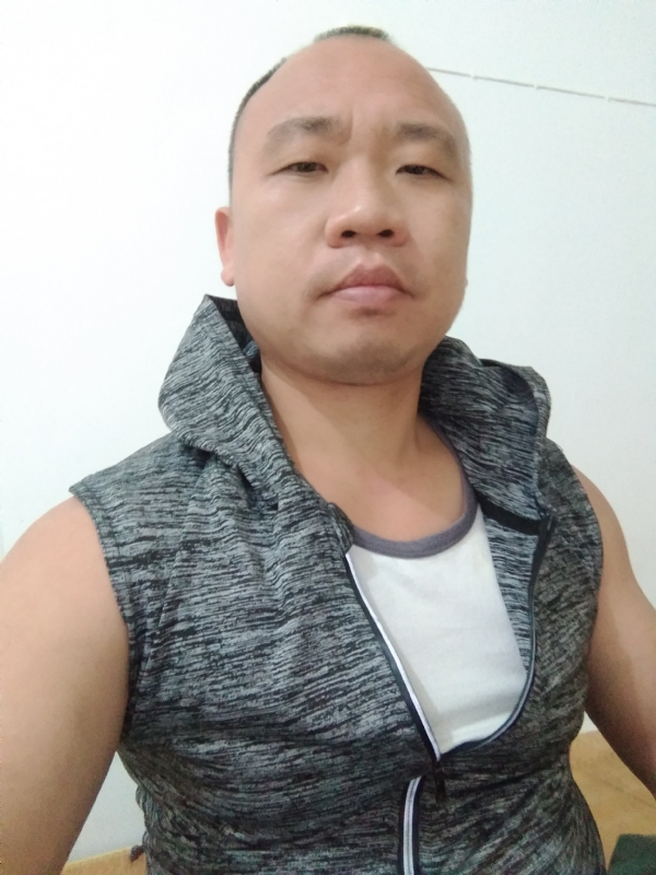 whm的第二张照片--平潭征婚网