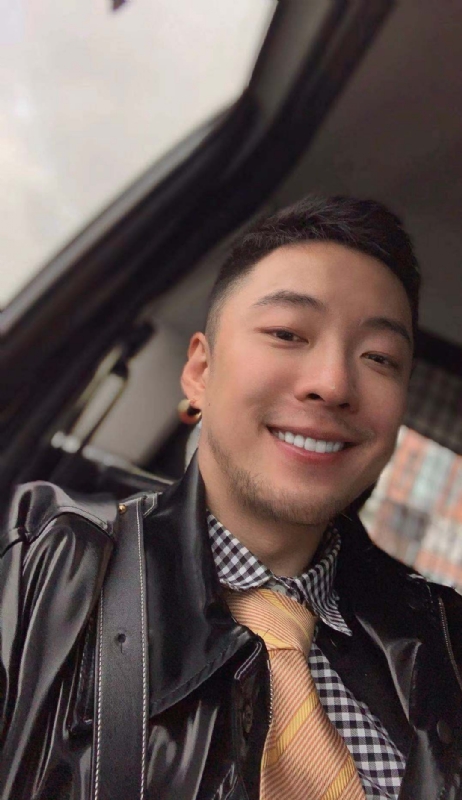 平凡英雄的第二张照片--平潭征婚网