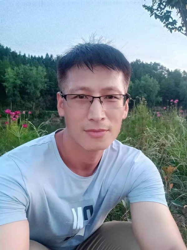 零零柒的第一张照片--平潭征婚网