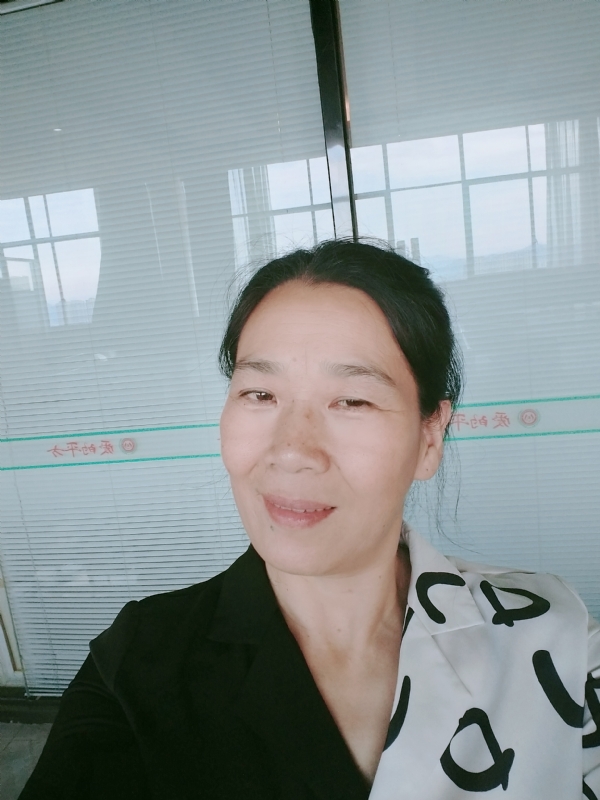易莲的第一张照片--平潭征婚网