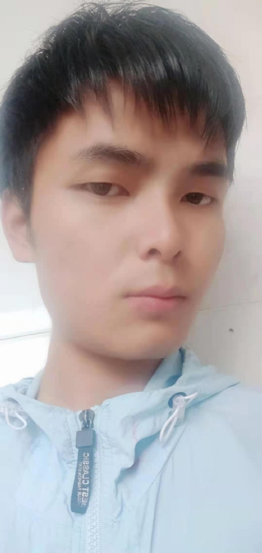 安静的男生的第一张照片--平潭征婚网