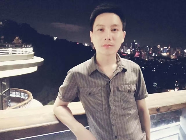 幕秋的第二张照片--平潭征婚网