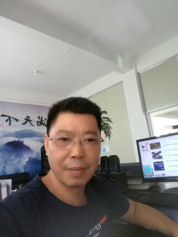 心平气和的第一张照片--平潭征婚网