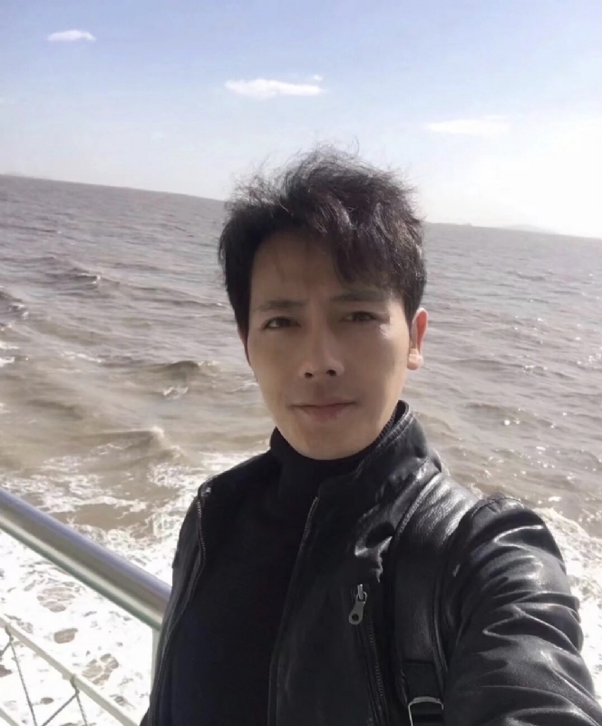 疯狂的小鱼的第一张照片--平潭征婚网