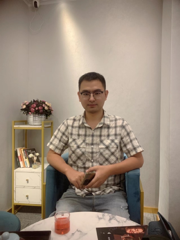 微尘的第四张照片--平潭征婚网