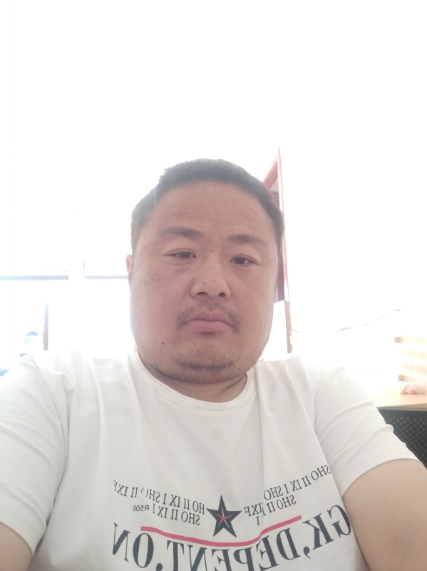 流星隐爱的第一张照片--平潭征婚网