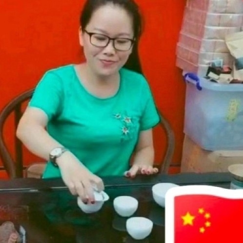 妖娆的第一张照片--平潭征婚网