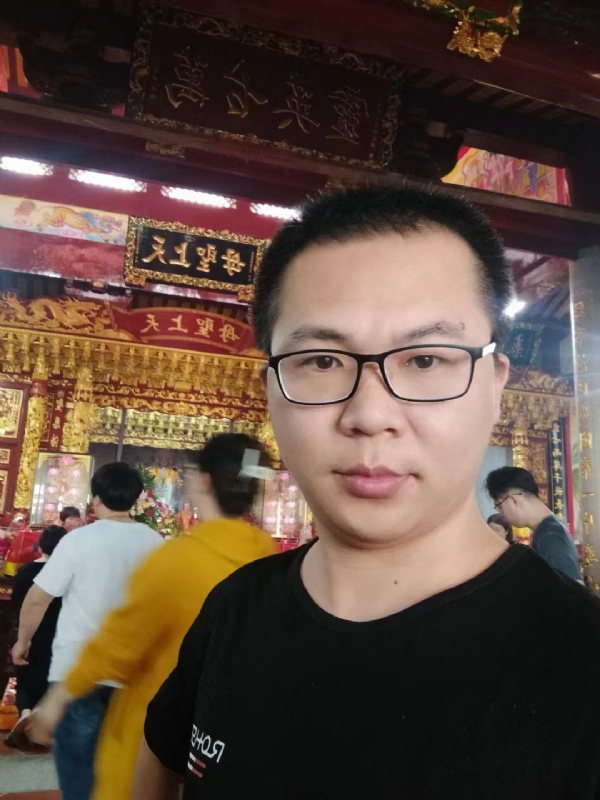 天哥的第一张照片--平潭征婚网