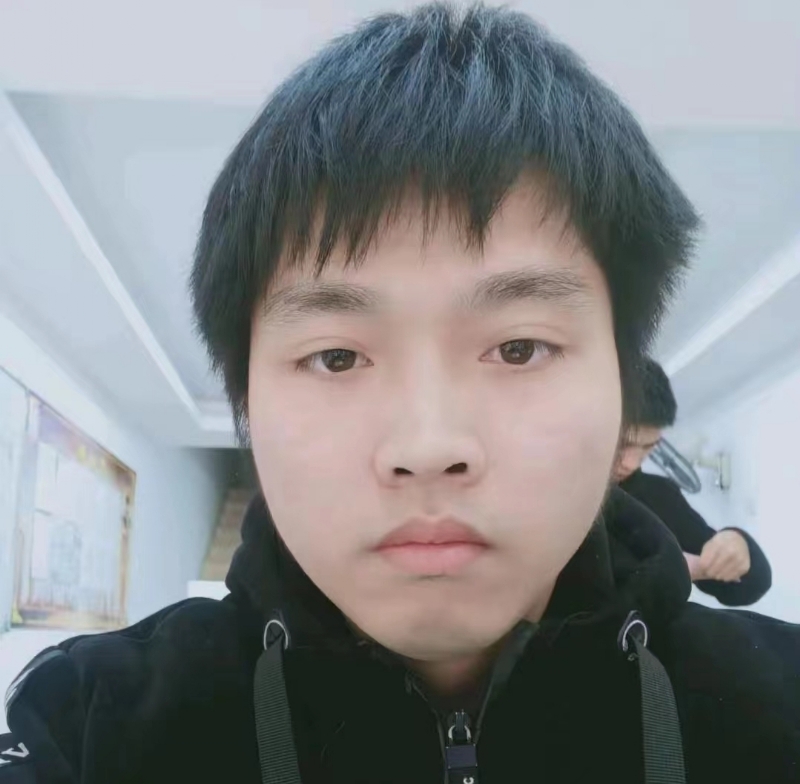 无奋斗不清春的第一张照片--平潭征婚网