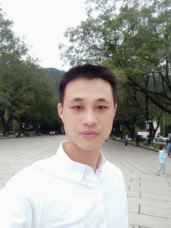 xu的第一张照片--平潭征婚网