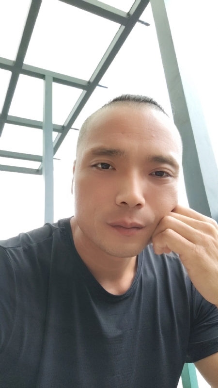 伯爵的第三张照片--平潭征婚网