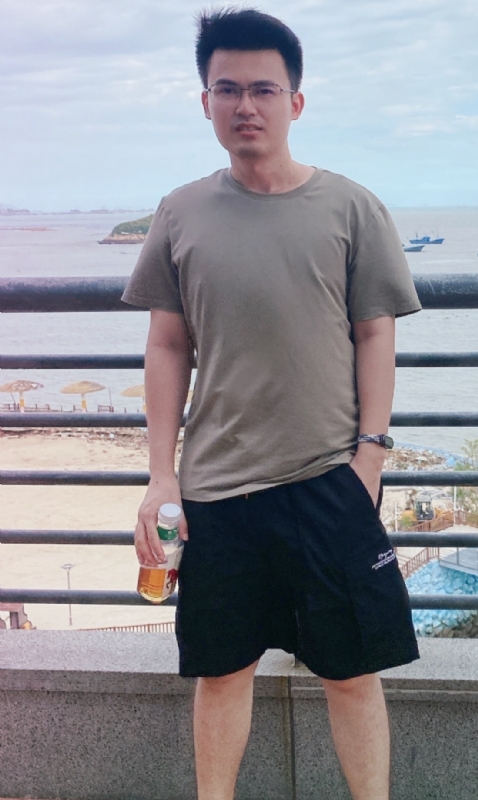 火花的第一张照片--平潭征婚网